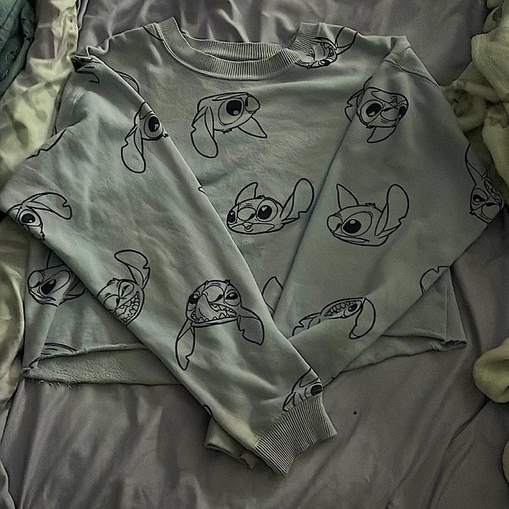 stitch crop top shirt